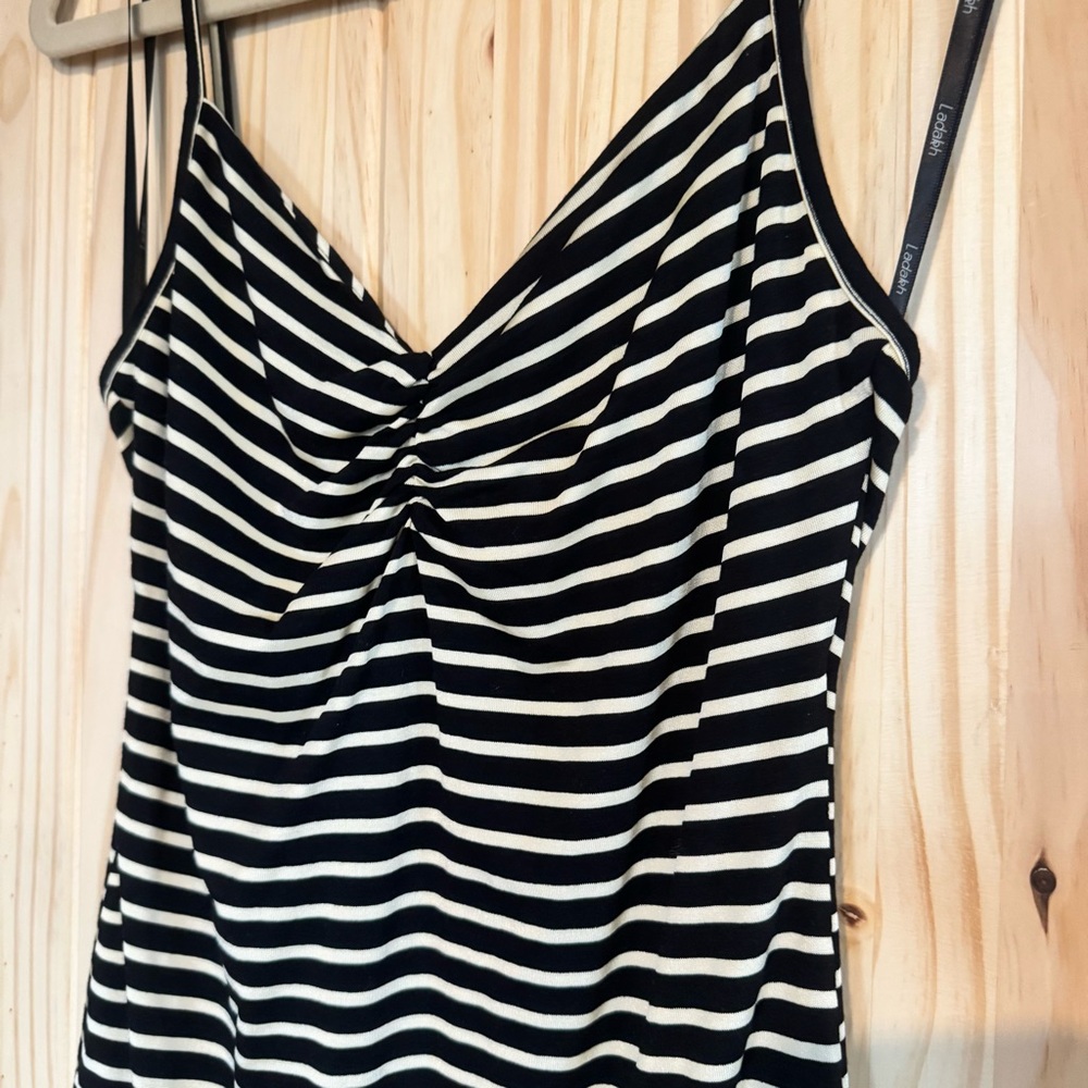 Ladakh Australia Black and White Striped Bodysuit size Small - Picture 6 of 8